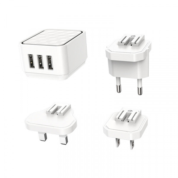 Зарядное устройство BOROFONE BA51 Easy, 2.4A, белый, 3*USB,12W